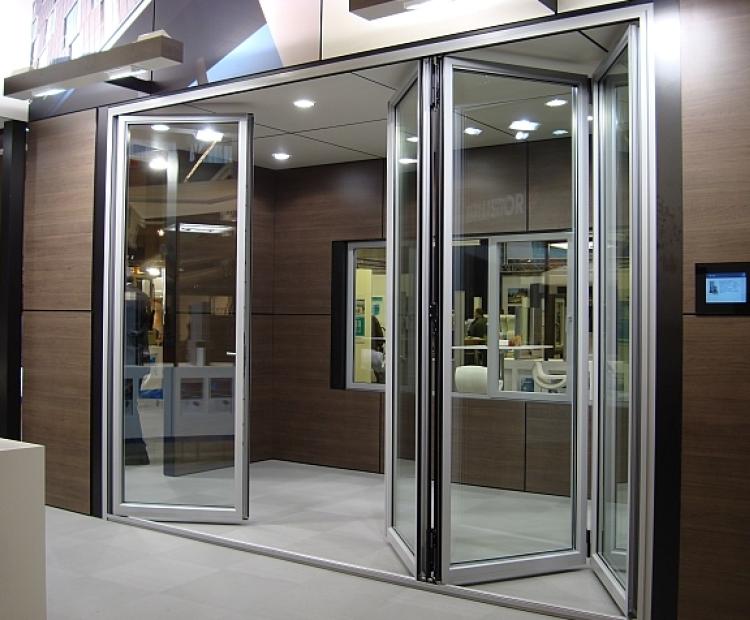 Folding (bi-fold) doors